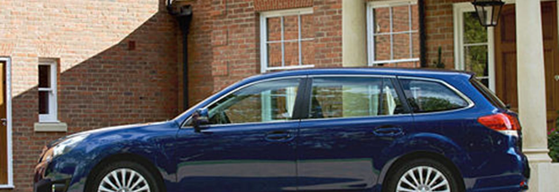 Subaru Legacy Tourer 2.0D SE NavPlus (2010)